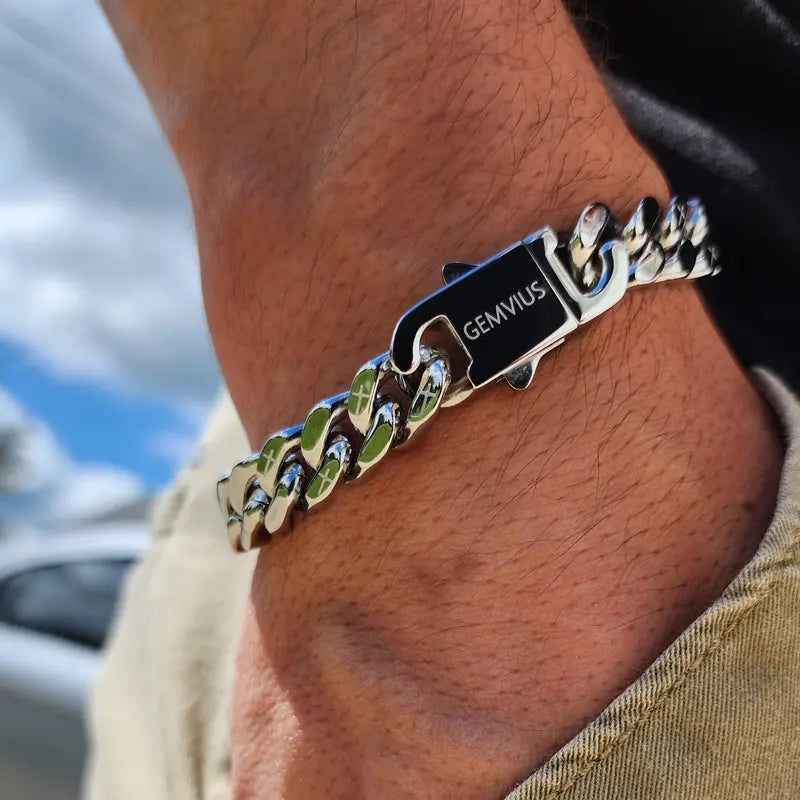 Gemvius Genesis Cuban Link Bracelet - Engraved Crosses