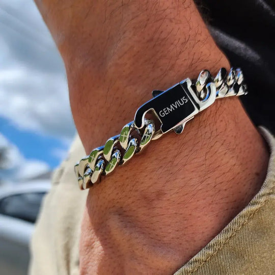 Gemvius Genesis Cuban Link Bracelet - Engraved Crosses
